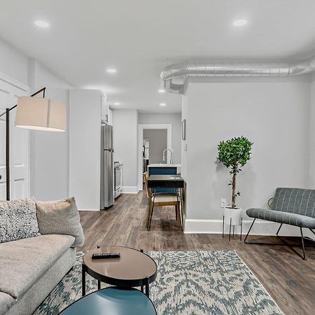 Fashionable 2Br In Downtown Location W Work Area Lägenhet Harrisburg Exteriör bild