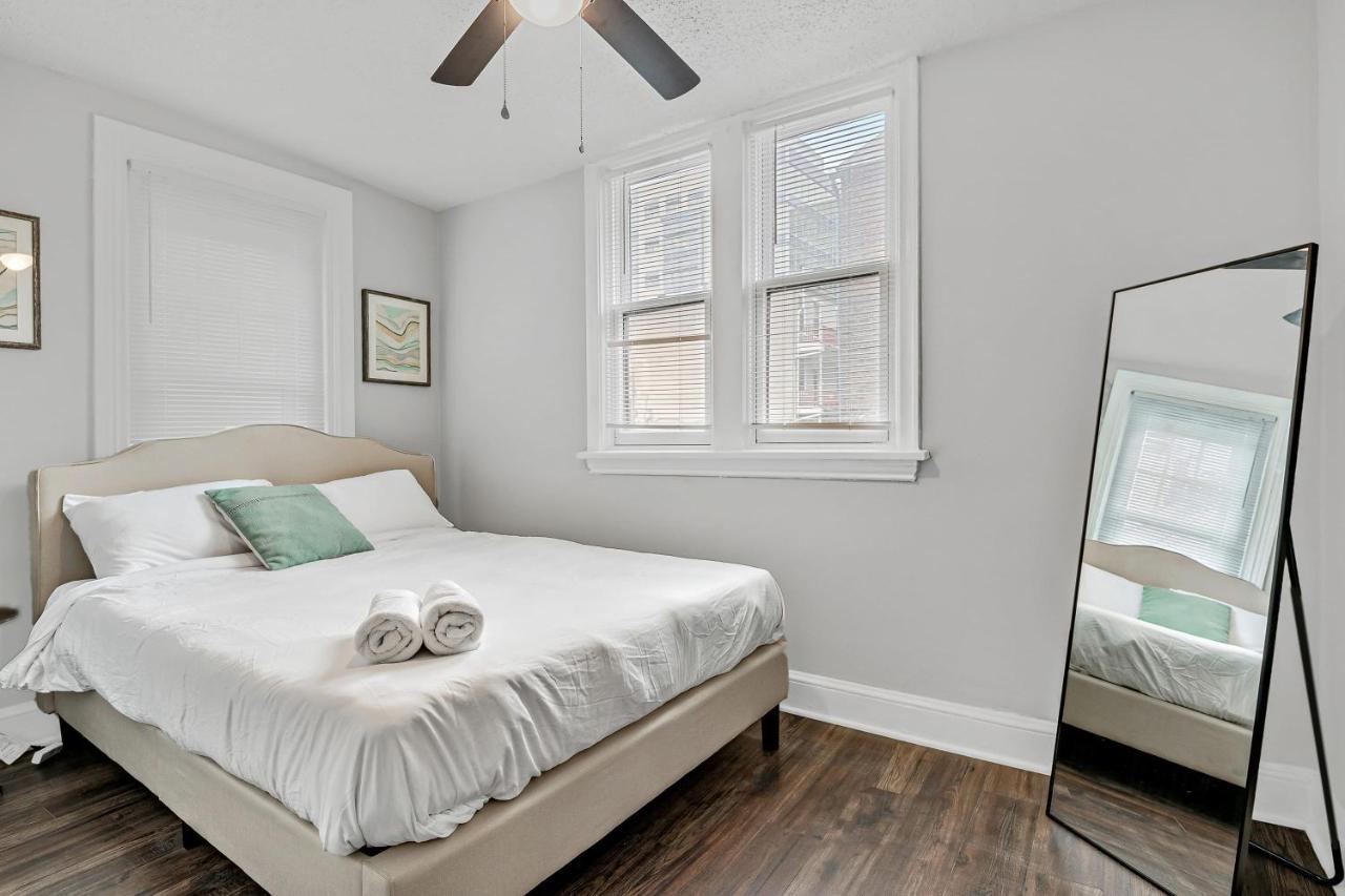 Fashionable 2Br In Downtown Location W Work Area Lägenhet Harrisburg Exteriör bild